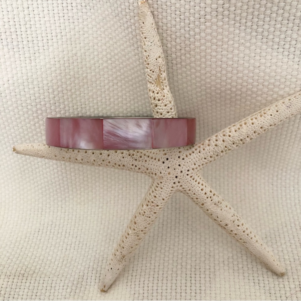 Pink Mother-of-Pearl Shell inlay bangle bracelet Silver toned inside vintage - Picture 2 of 4